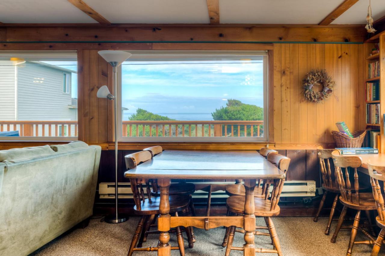 Elbow'S Inn Rockaway Beach Dış mekan fotoğraf